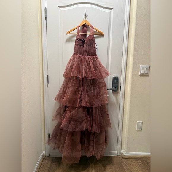 RoseVelvet Romantic Mauve Halter Tulle Tiered Gown Formal Dress size S Preloved - Picture 4 of 8